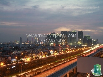 images/thumbnail/masteri-2-bedroom-corner-view-towards-the-horizon-1800-in-the-heart-of-district-1-vinhomes-central-park-ha-noi-highway-an-phu-cantavil-not-obstructed-any-other-building-with-balconies-_tbn_1482034583.jpg