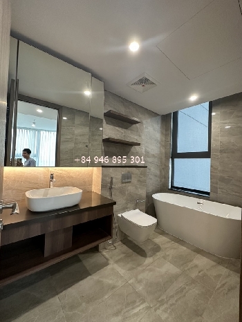 images/thumbnail/thao-dien-green-tower-2-bedroom-brand-new-furniture-river-view-for-rent_tbn_1701062514.jpg