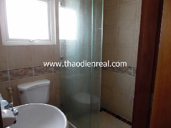 images/thumbnail/studio-service-apartment-in-nguyen-van-huong-for-rent_tbn_1470992125.jpg