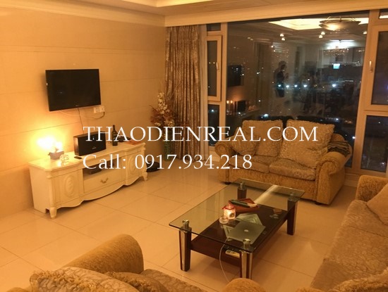 Classic 3 bedrooms apartment in Cantavil Hoan Cau for rent