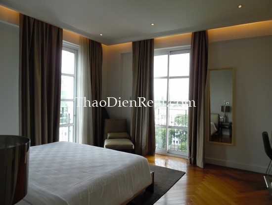 images/upload/luxury-and-very-modern-furniture-2-bedrooms-in-nguyen-thi-minh-khai-street-for-rent-_1464580417.jpg