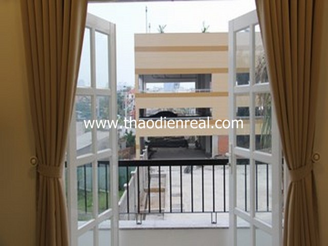 images/upload/one-bedroom-service-apartment-in-district-2-for-ren_1471337271.jpg