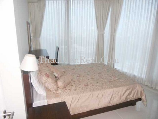 images/upload/sailing-tower-2-bedroom-apartment-warm-interior-design-corner_1465877974.jpg